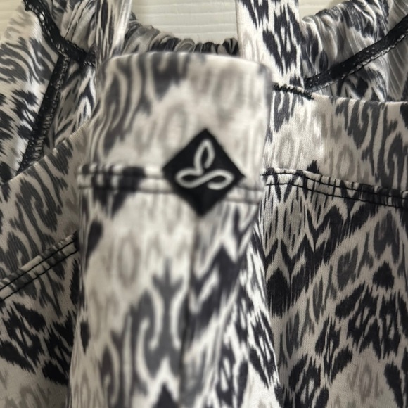 Black and White Patterned Women's Dress - Picture 3 of 4